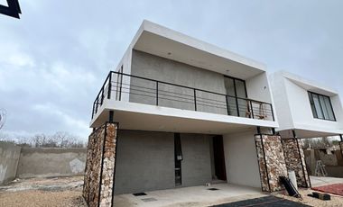 Viettri: Casas de lujo en Conkal. Excelente ubicación.
