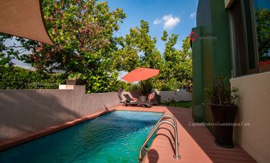 Casa de Lujo en Venta con alberca en Las Cumbres Virreyes Residencial Zapopan