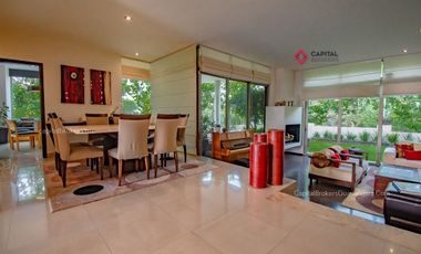 Casa de Lujo en Venta con alberca en Las Cumbres Virreyes Residencial Zapopan