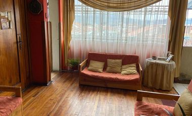 HERMOSA CASA RENTERA EN VENTA, SECTOR CHOLA CUENCANA