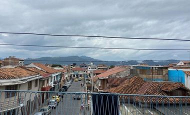 HERMOSA CASA RENTERA EN VENTA, SECTOR CHOLA CUENCANA