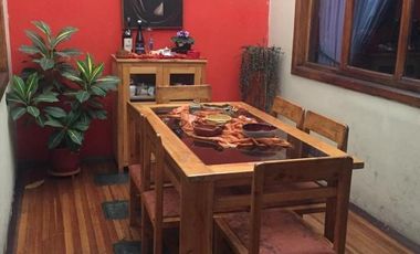 HERMOSA CASA RENTERA EN VENTA, SECTOR CHOLA CUENCANA