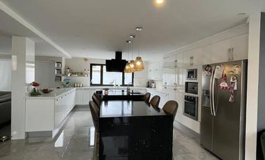 HERMOSA CASA EN VENTA, SECTOR CHALLUABAMBA