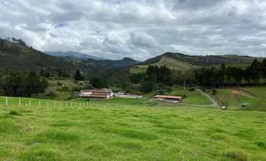 HERMOSO TERRENO EN VENTA, SECTOR ZHUCAY