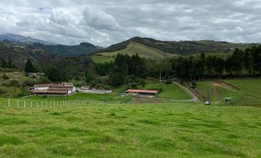 HERMOSO TERRENO EN VENTA, SECTOR ZHUCAY