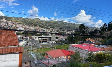 CASA EN VENTA, CON VISTA A LA CIUDAD.SECTOR LA PLAYA