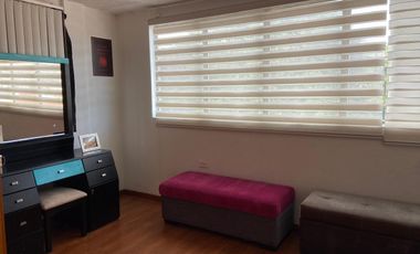 CASA EN VENTA, CON VISTA A LA CIUDAD.SECTOR LA PLAYA