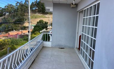 CASA EN VENTA, CON VISTA A LA CIUDAD.SECTOR LA PLAYA