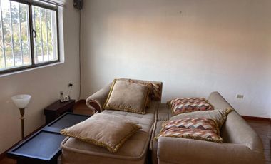 CASA EN VENTA, CON VISTA A LA CIUDAD.SECTOR LA PLAYA