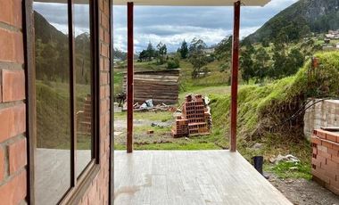 HERMOSA QUINTA EN VENTA, SECTOR PAMPA CRESPO