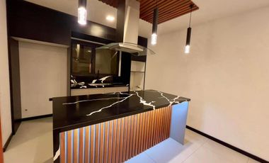 HERMOSA CASA EN VENTA, SECTOR AVENIDA DEL MIGRANTE