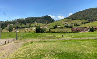 TERRENO EN VENTA, CONJUNTO EXCLUSIVO- ZHUCAY TARQUI