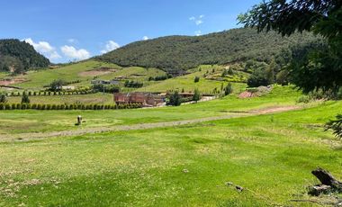 TERRENO EN VENTA, CONJUNTO EXCLUSIVO- ZHUCAY TARQUI