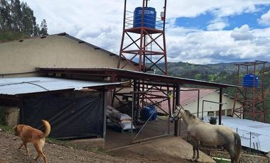 HERMOSA FINCA EN VENTA, SECTOR SANTA ANA