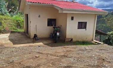 HERMOSA FINCA EN VENTA, SECTOR SANTA ANA