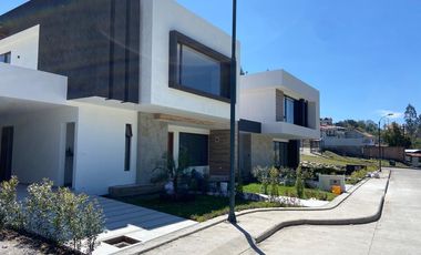 HERMOSOS TERRENOS EN VENTA, SECTOR CAPULISPAMBA