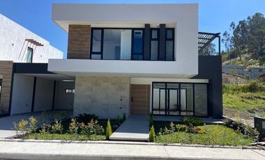 HERMOSOS TERRENOS EN VENTA, SECTOR CAPULISPAMBA