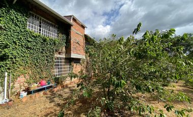 HERMOSA CASA EN VENTA, SECTOR RICAURTE