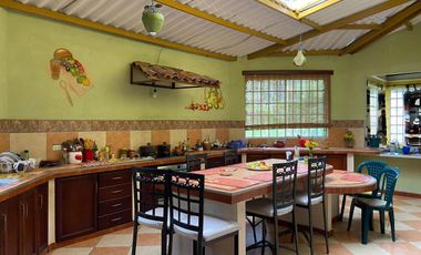 HERMOSA CASA EN VENTA, SECTOR RICAURTE