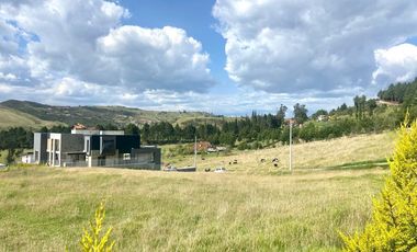 HERMOSO TERRENO EN VENTA, SECTOR ZHUCAY