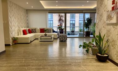 HERMOSO PENTHOUSE EN VENTA, SECTOR ORDOÑEZ LASSO