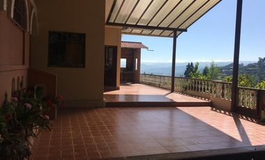 HERMOSO TERRENO EN VENTA, SECTOR CATALINAS