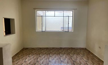 HERMOSA CASA COMERCIAL EN VENTA, SECTOR CENTRO HISTORICO