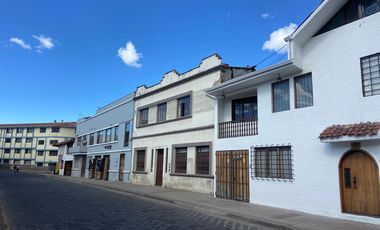 HERMOSA CASA COMERCIAL EN VENTA, SECTOR CENTRO HISTORICO