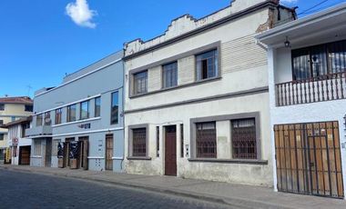 HERMOSA CASA COMERCIAL EN VENTA, SECTOR CENTRO HISTORICO