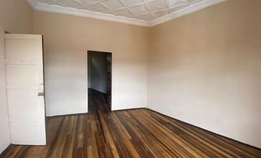 HERMOSA CASA COMERCIAL EN VENTA, SECTOR CENTRO HISTORICO