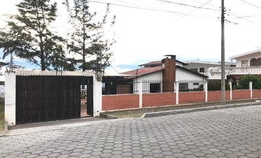 HERMOSA CASA EN VENTA, QUINTA OLIVO ALTO