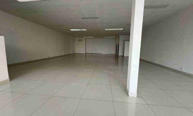 LOCAL EN ARRIENDO EN SECTOR CENTRO/SANTA ROSA