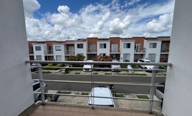 CASA DUPLEX EN VENTA SECTOR GALICIA PEREIRA