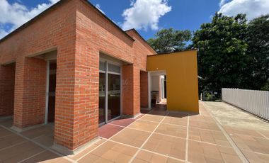 CASA DUPLEX EN VENTA SECTOR GALICIA PEREIRA