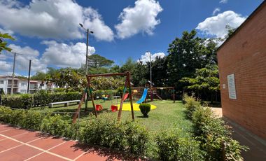 CASA DUPLEX EN VENTA SECTOR GALICIA PEREIRA