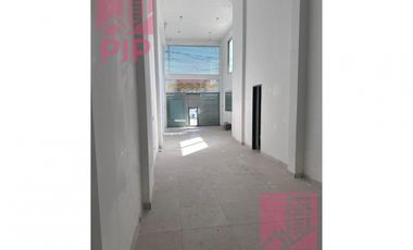 Local a la calle en Venta Haedo / Moron (B110 976)