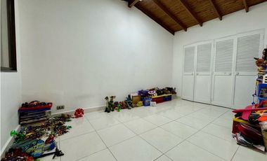 Vendo casa Loma de los González, El Poblado