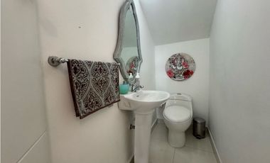 Vendo casa Loma de los González, El Poblado