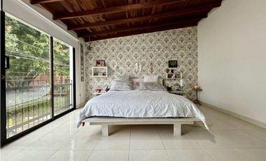 Vendo casa Loma de los González, El Poblado
