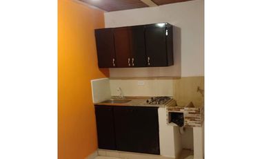 Casa esquinera con apartamentos en venta Barrio La Italia Palmira