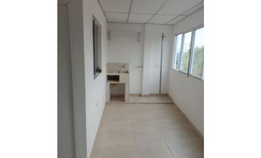 Casa esquinera con apartamentos en venta Barrio La Italia Palmira