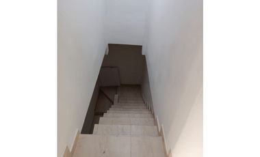 Casa esquinera con apartamentos en venta Barrio La Italia Palmira