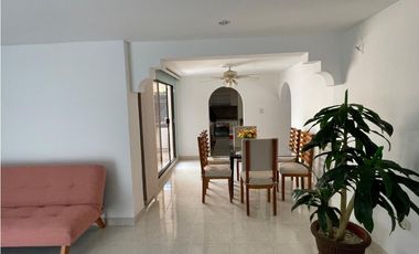 Venta de casa esquinera en  Mamatoco Santa Marta
