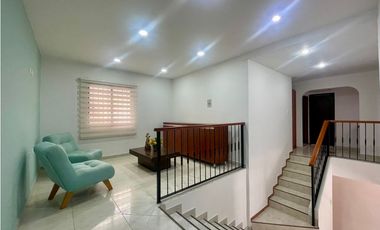 Venta de casa esquinera en  Mamatoco Santa Marta