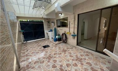 Venta de casa esquinera en  Mamatoco Santa Marta
