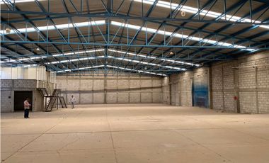 Bodegas en venta en san juan del rio Querétaro 2958m2 3 bodegas