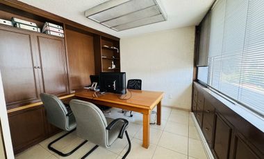 Edificio en venta muy bien ubicado.