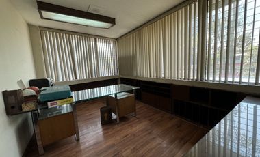 Edificio en venta muy bien ubicado.