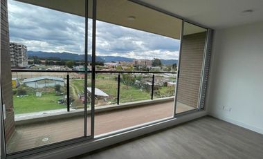 Arriendo apartamento con excelente ubicación en  Cajica.