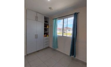 ALQUILER CON OPCION A COMPRA DE CASA EN PH ALAMOS - CHORRERA (GN)